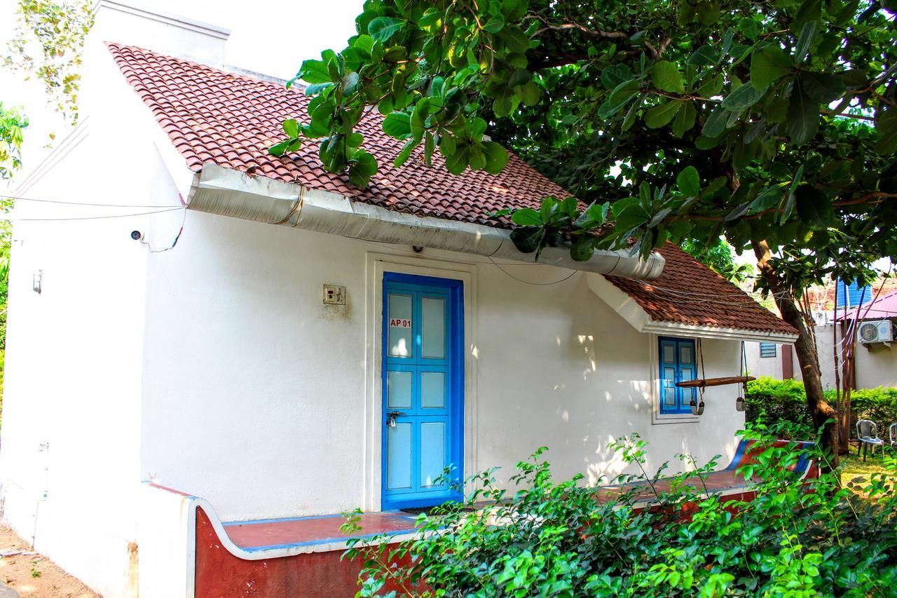 Pride Inn Resort Puttur  Екстер'єр фото